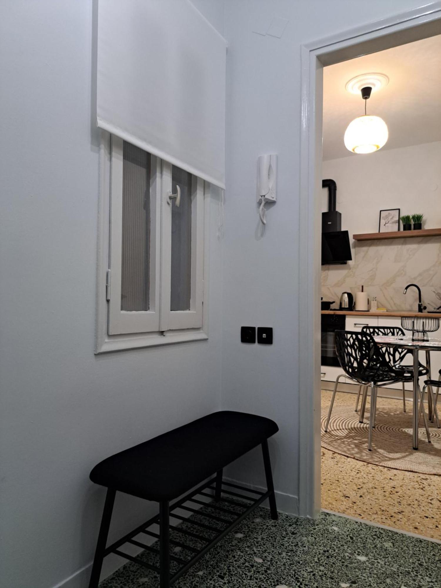 Stylish City Center Apartment Serres Esterno foto