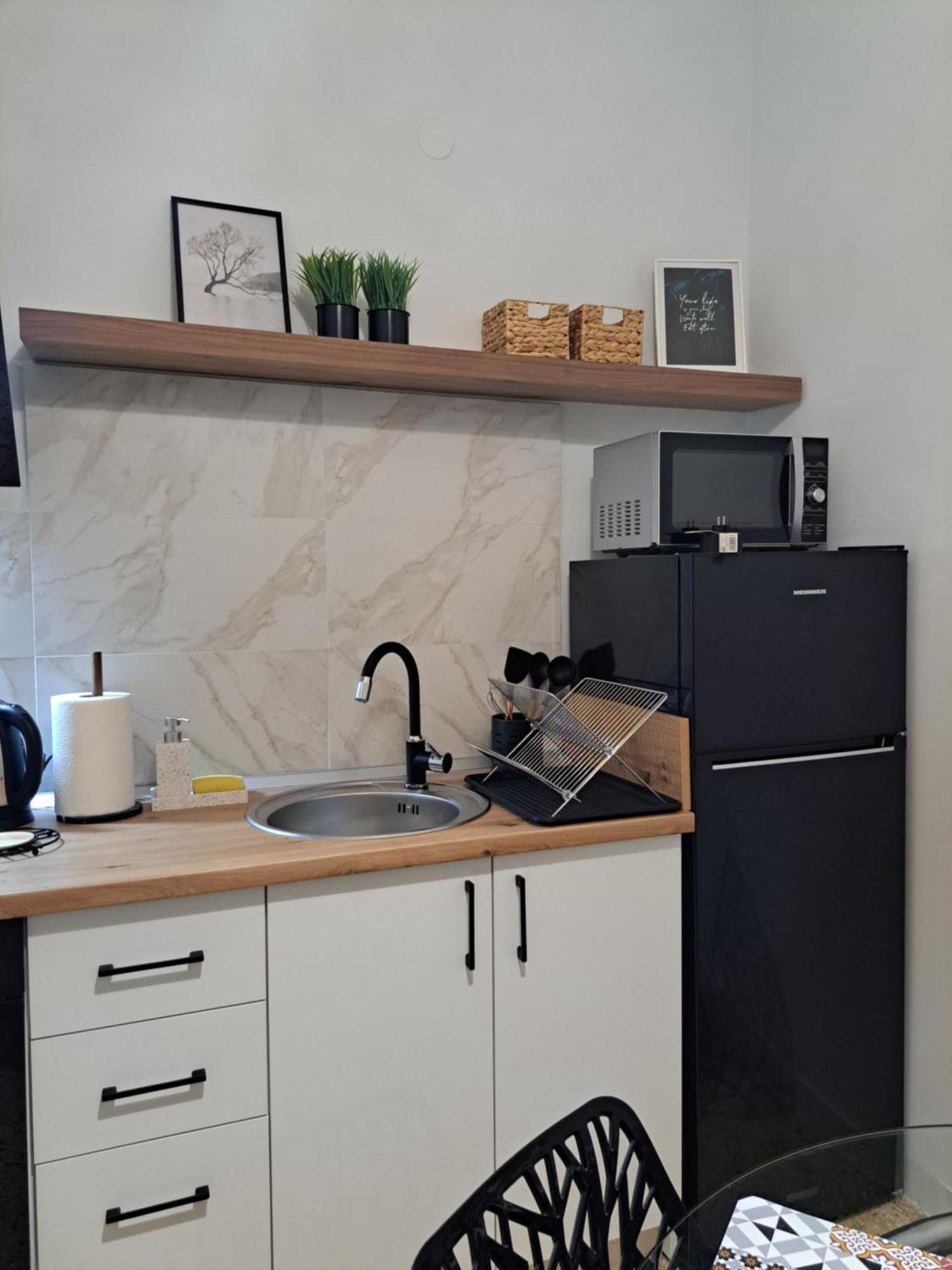Stylish City Center Apartment Serres Esterno foto