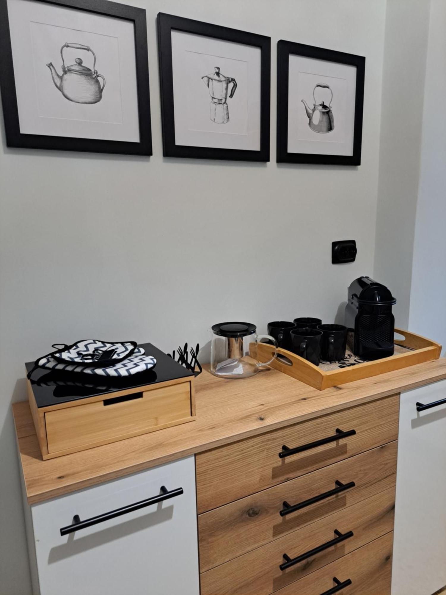 Stylish City Center Apartment Serres Esterno foto