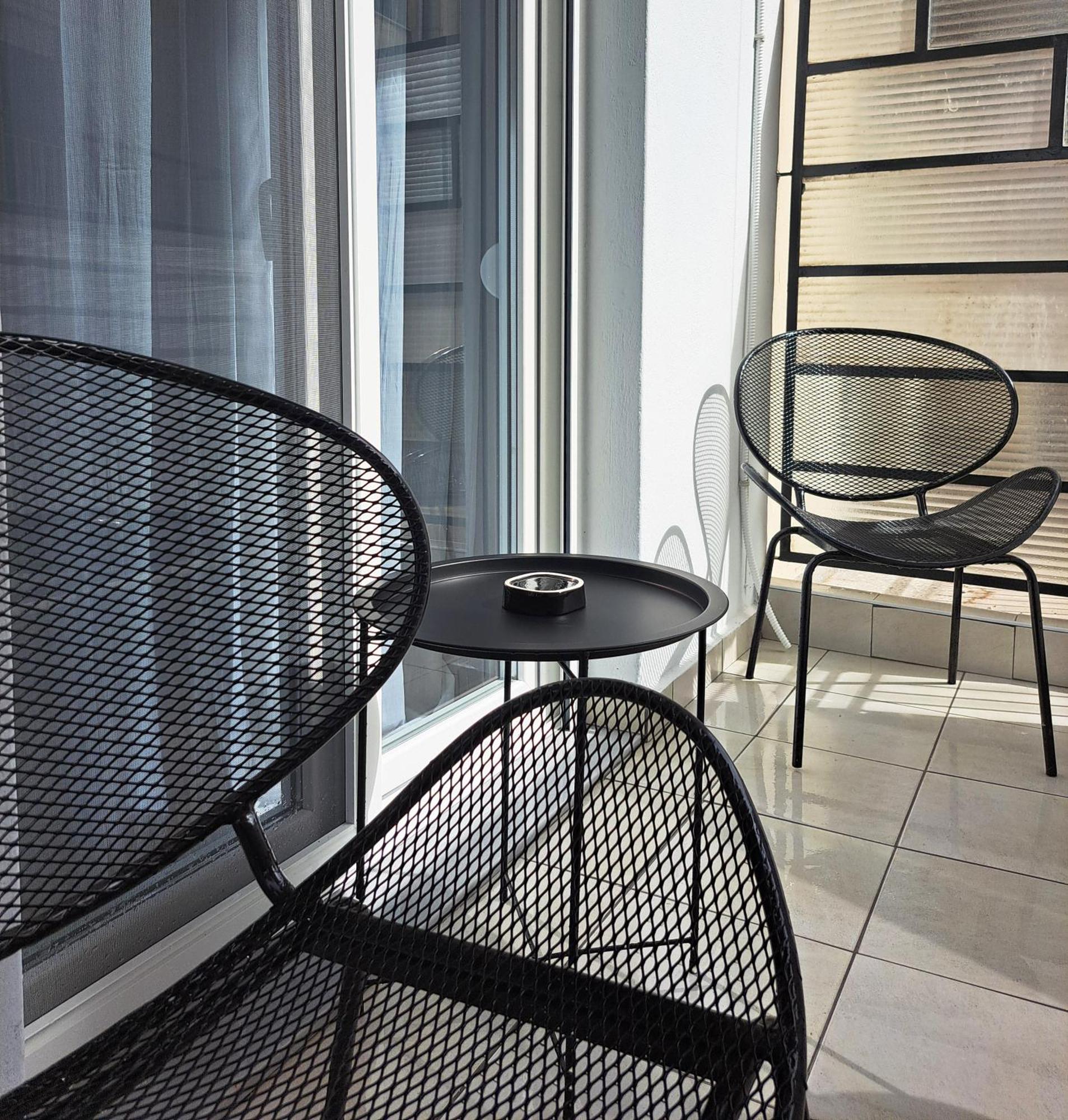 Stylish City Center Apartment Serres Esterno foto