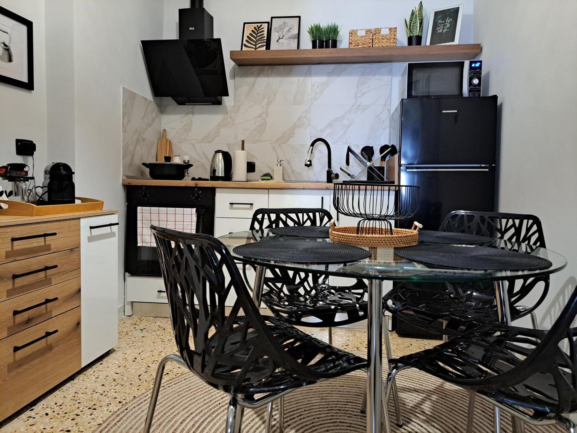 Stylish City Center Apartment Serres Esterno foto